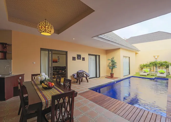 Flamingo Dewata 4*