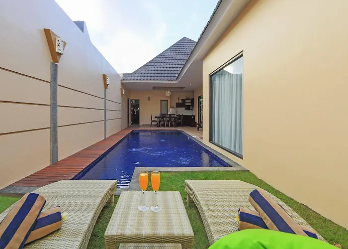 Flamingo Dewata 4*